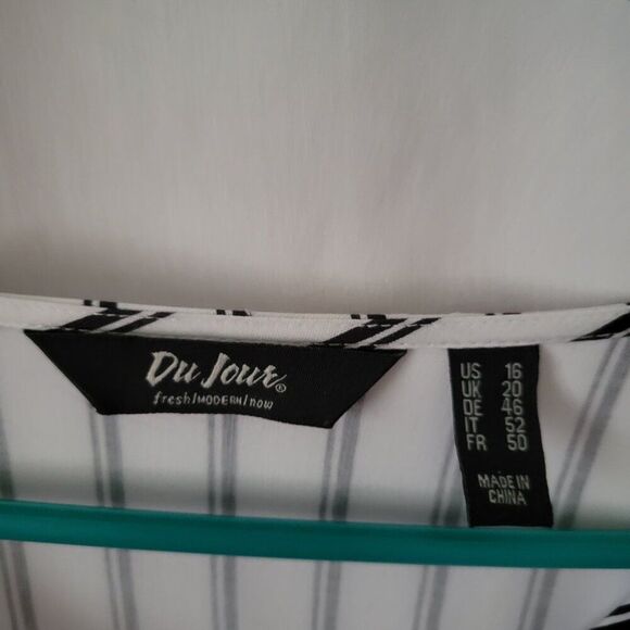 Du Jour QVC Size 16 Wrap Blouse side zip black white stripes Rayon blend d'contd - Picture 14 of 15